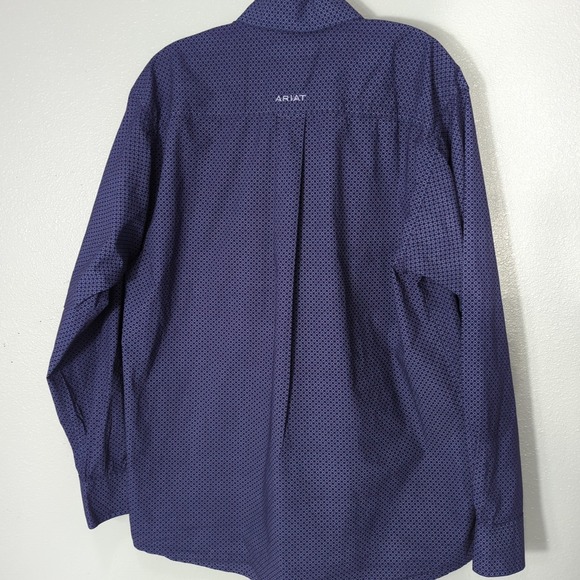 Ariat Men Size‎ Medium Purple Geometric Print Button Down Long Sleeve Shirt 173 - Picture 5 of 9